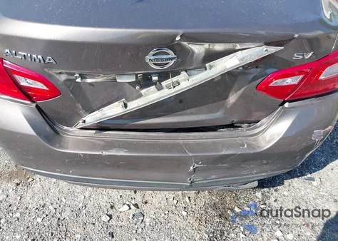 2016 Nissan Altima 2.5 Sv z USA, uszkodzony, nr VIN 1N4AL3AP4GC276124